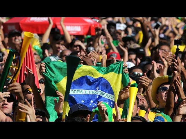 Brazil defeat Mexico 2-0, advance to quarterfinals
